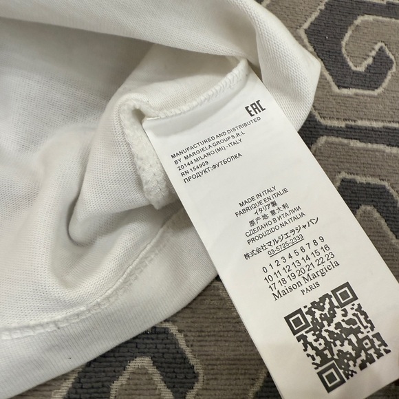 maison margiela t-shirt medium - Picture 3 of 7
